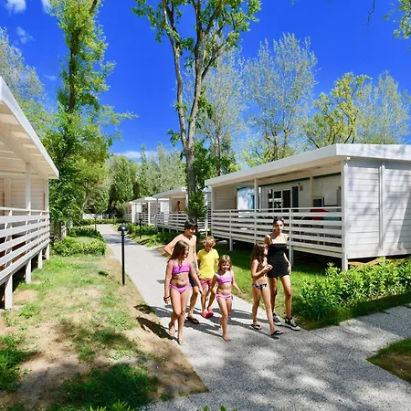 Isamar Village Ca Lino