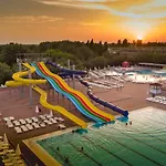 Isamar Village 5*