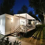 Isamar Village