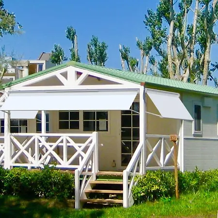 Isamar Village