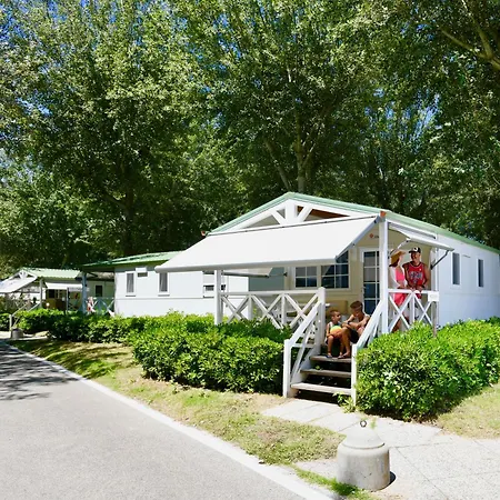 Vakantiepark Isamar Village
