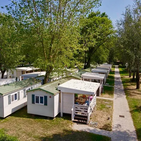 Isamar Village Vakantiepark 5*